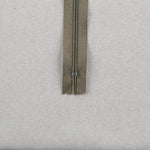 Nylon Zipper 50CM Kakhi - Ribes y Casals