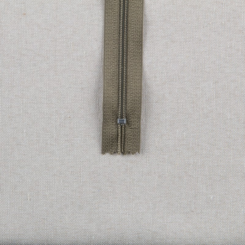 Nylon Zipper 50CM Kakhi - Ribes y Casals