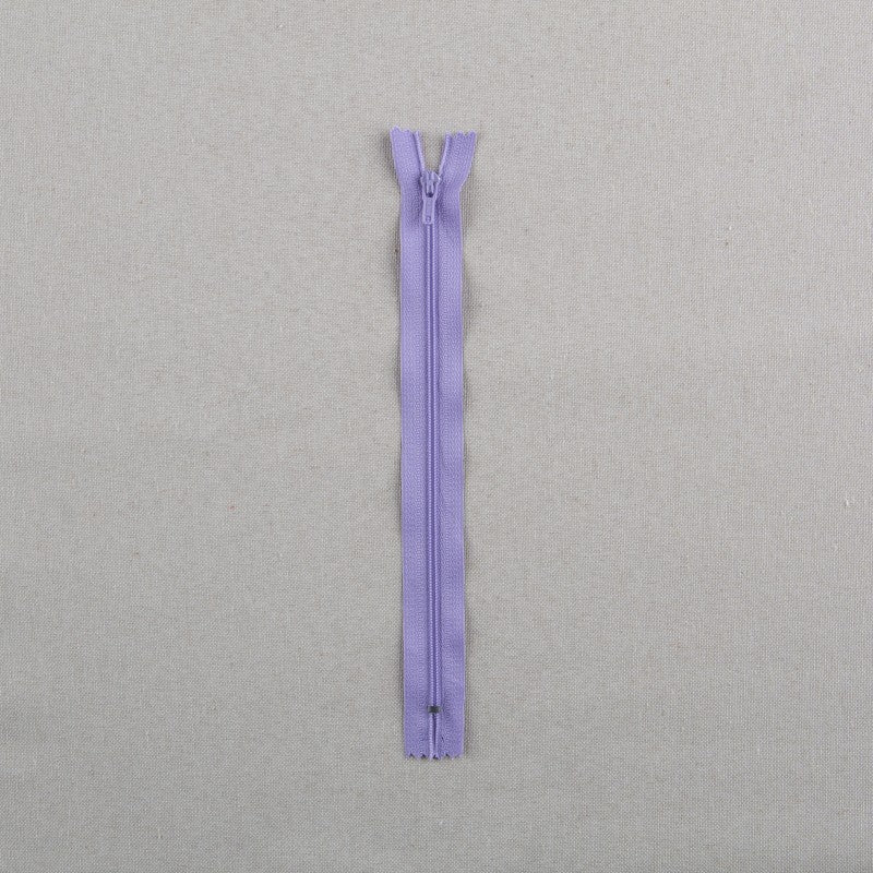 Lilac Nylon 22cm Zipper - Ribes y Casals