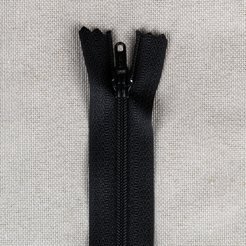Nylon Zipper 30CM Black - Ribes y Casals