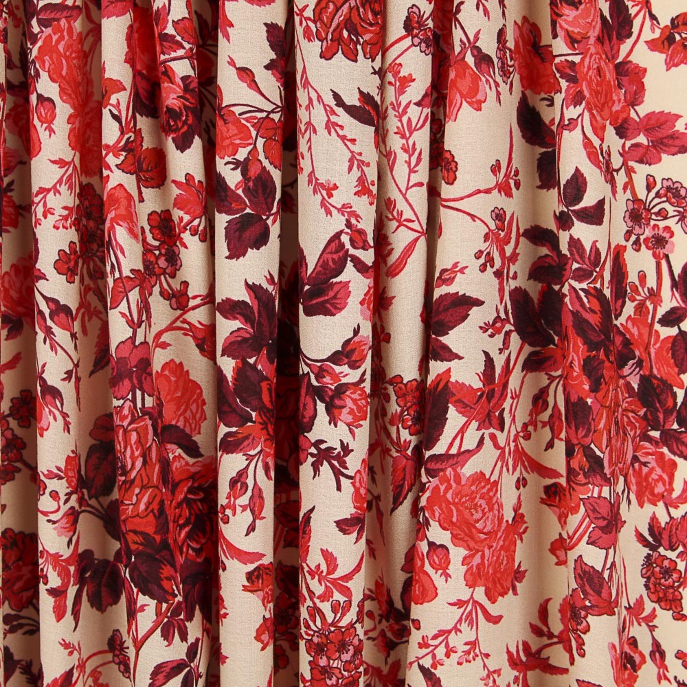 Red Flowers Viscose Crepe - Ribes y Casals