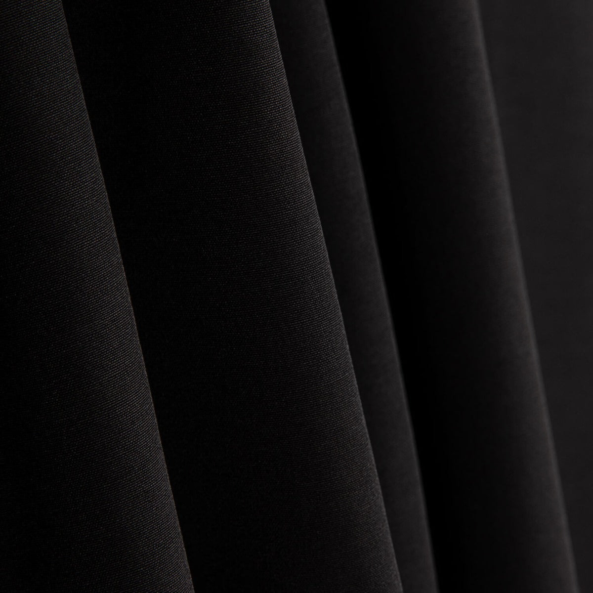 Plana Viscosa Bielástica Negro - Ribes y Casals