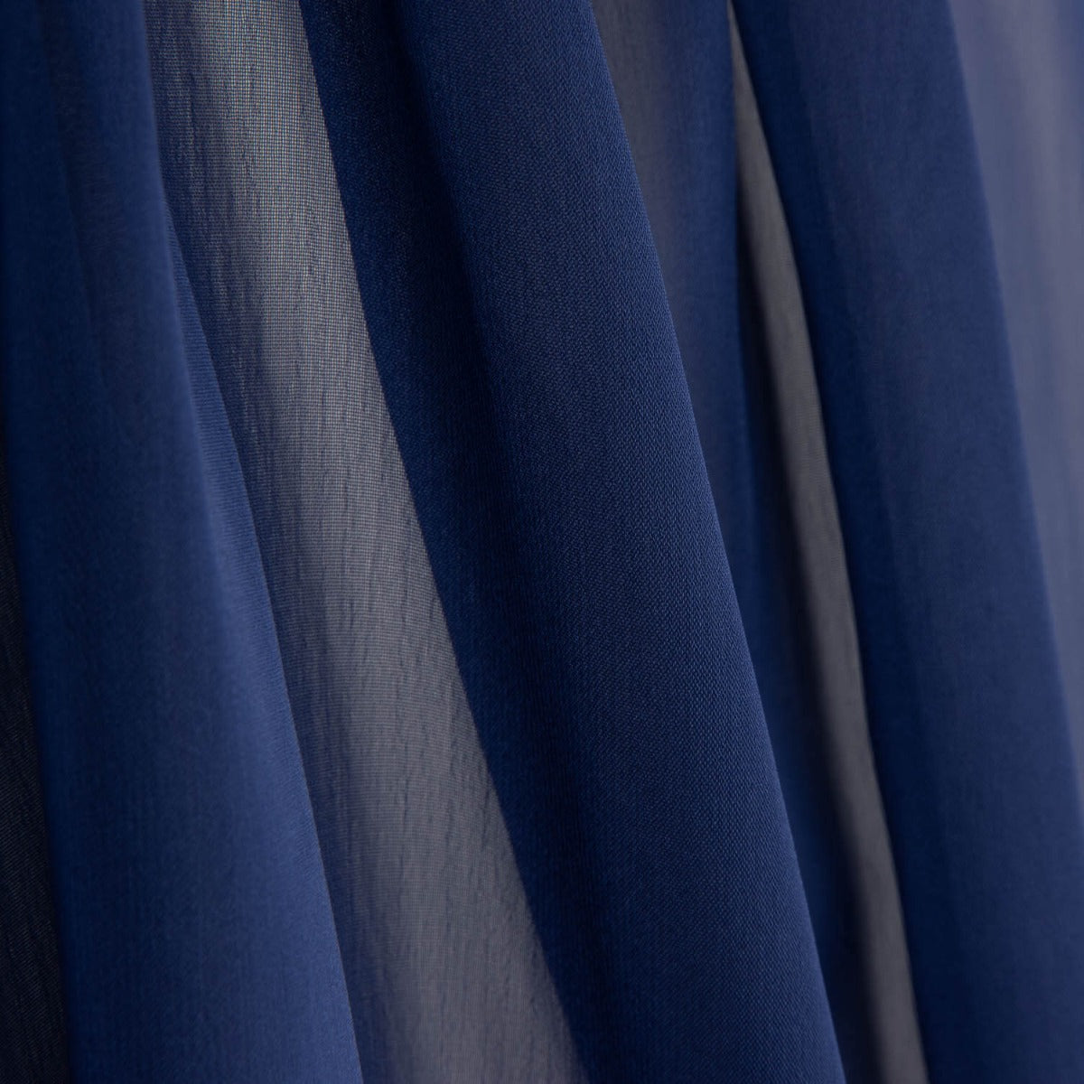 Iridescent Navy Chiffon - Ribes y Casals