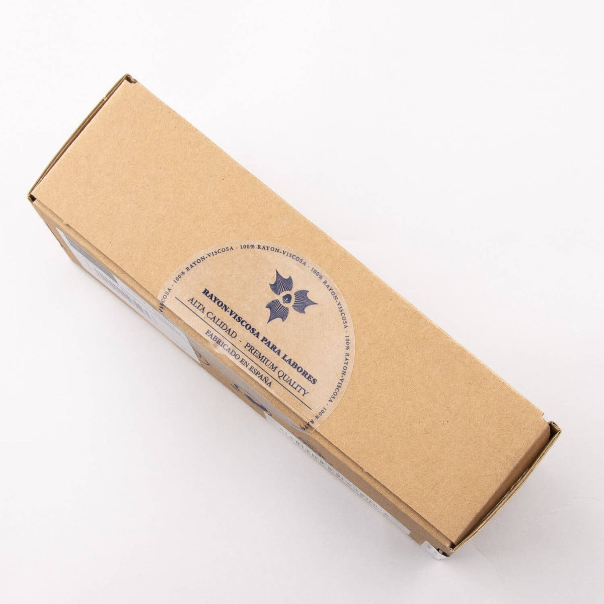 Silk Fringe Yarn – White - Ribes y Casals