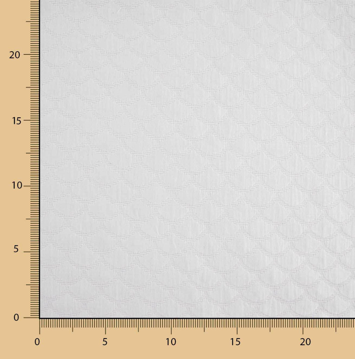 Jacquard Piqué White Scales - Ribes y Casals