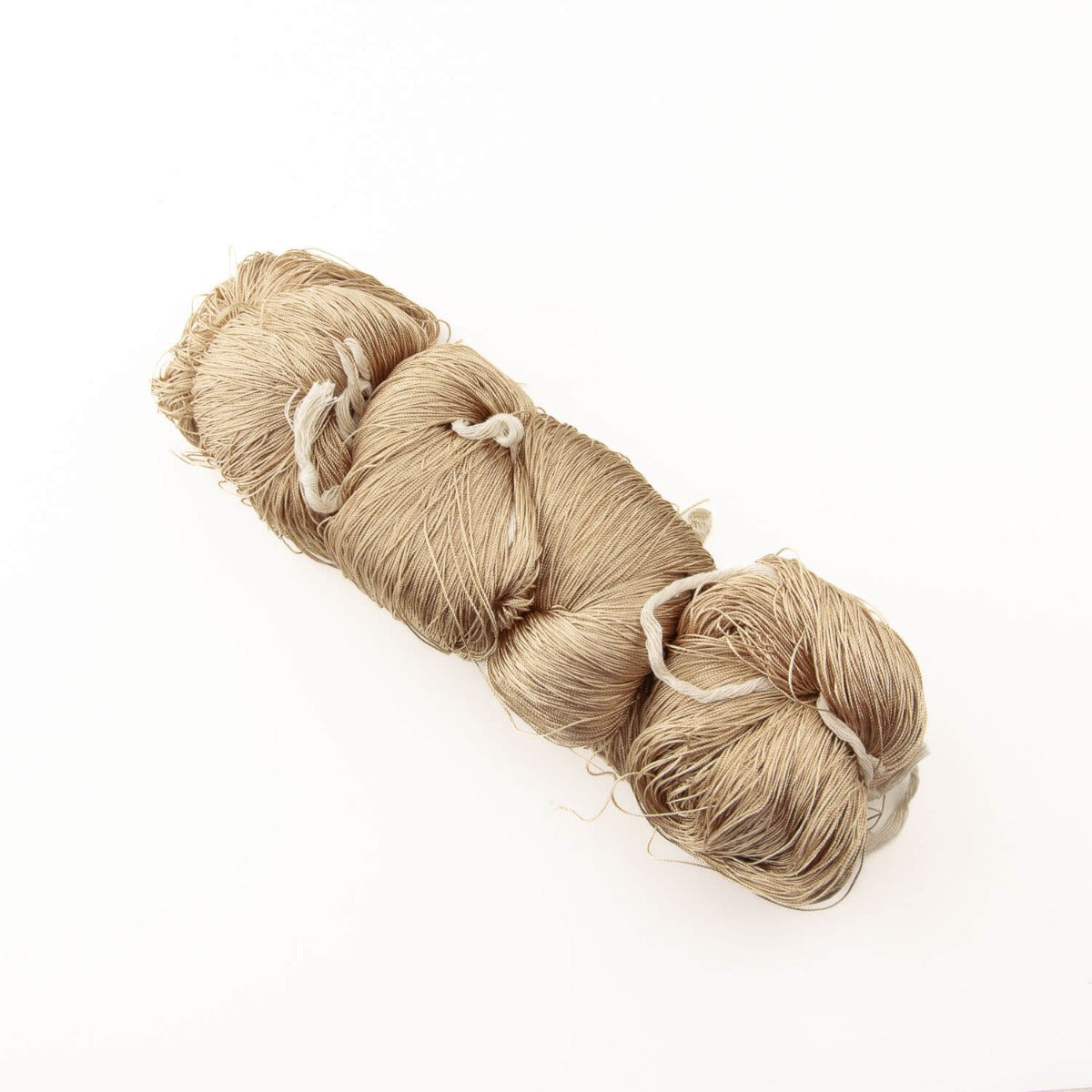 Silk Fringe Yarn – Sand - Ribes y Casals