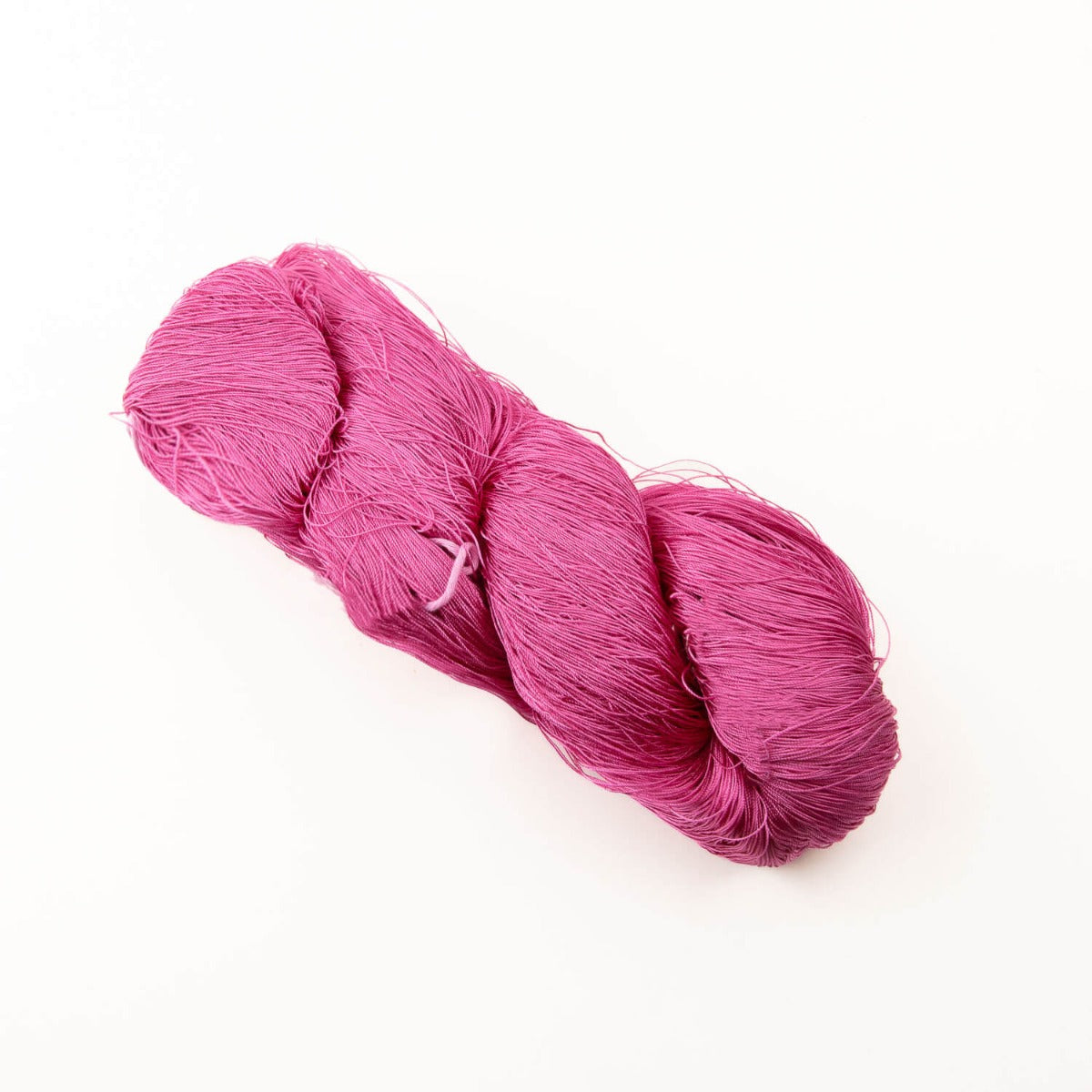 Silk Fringe Yarn – Magenta - Ribes y Casals
