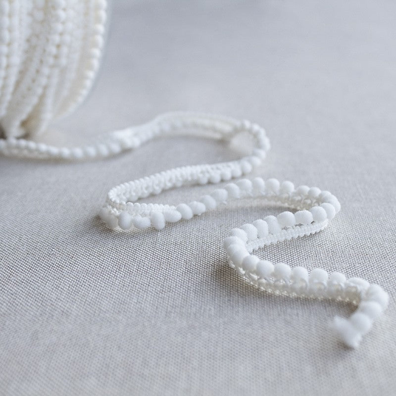 Pompom Trimming Mini White - Ribes y Casals