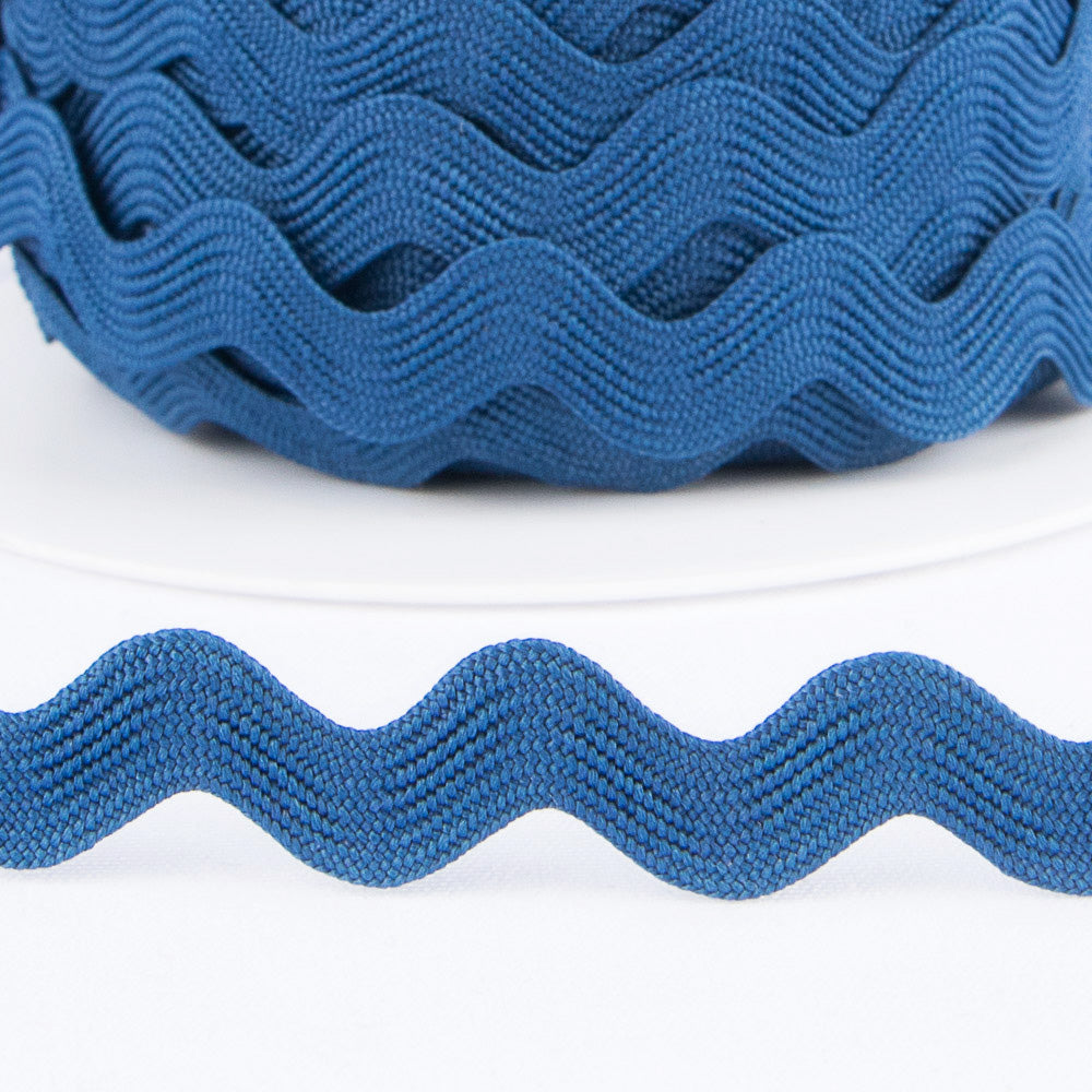 Blue Night Wave - Ribes y Casals