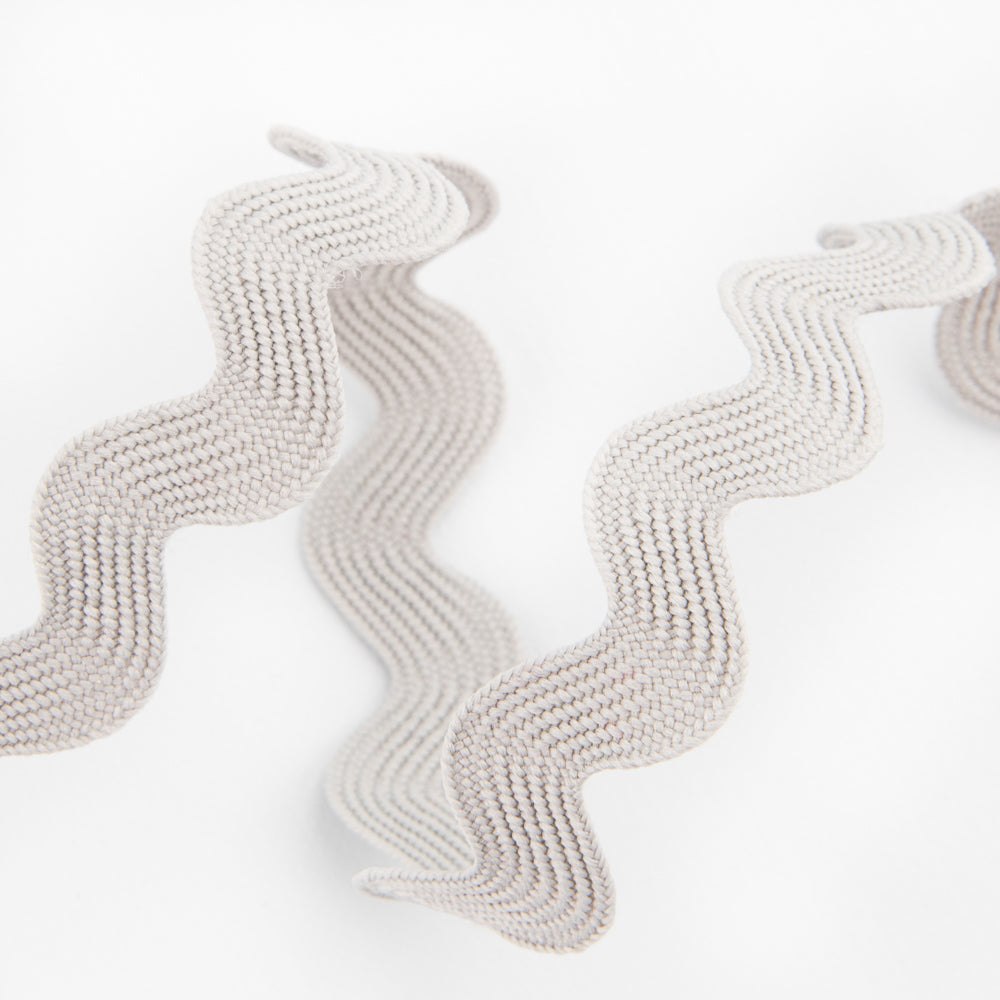 Grey Wave - Ribes y Casals