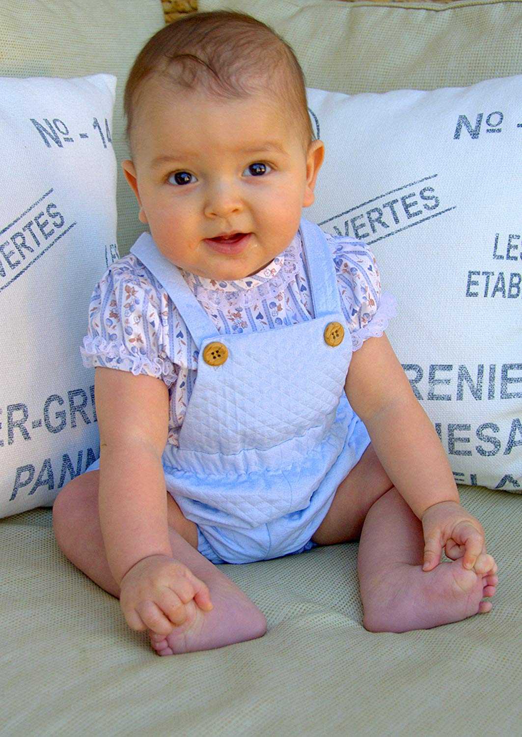 Magazine Sewing Patterns For Children Nº4 - Ribes y Casals