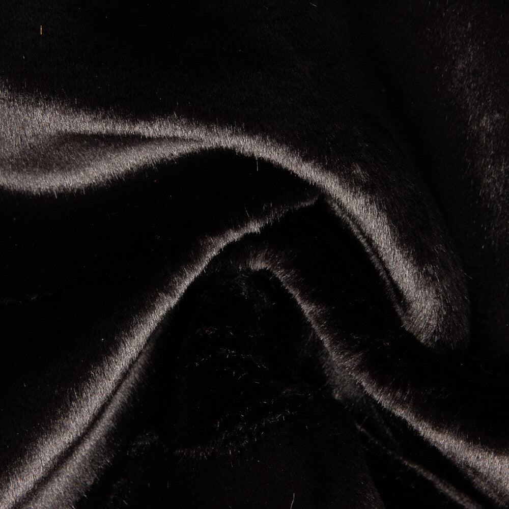 Short synthetic hair Black - Ribes y Casals