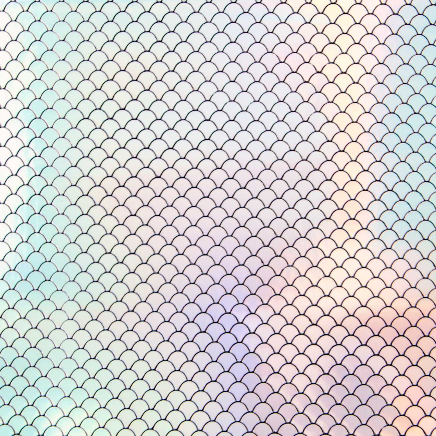 Leatherette Scales Silver - Ribes y Casals