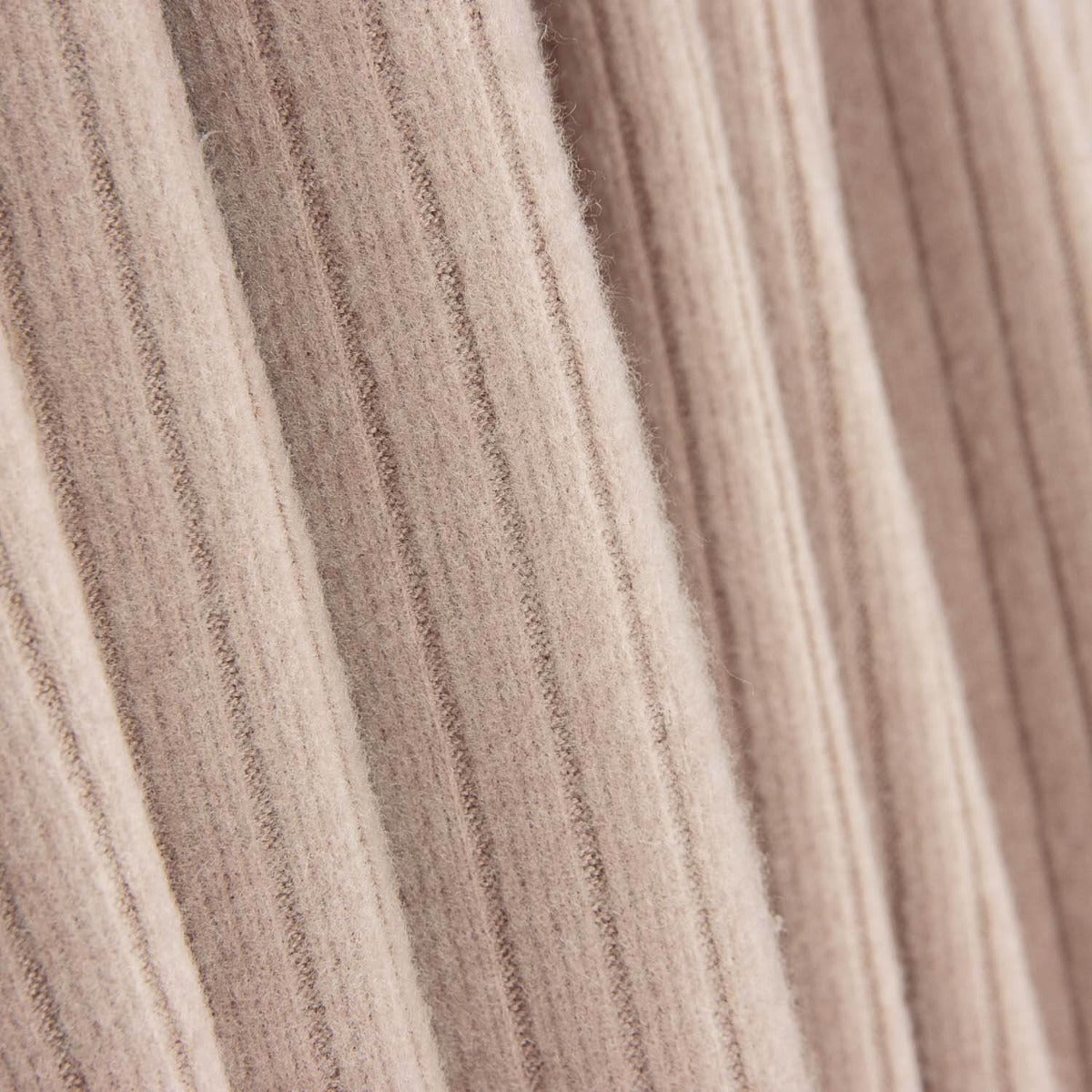 Dusty Pink Ribbed Knit with Corduroy Effect - Ribes y Casals