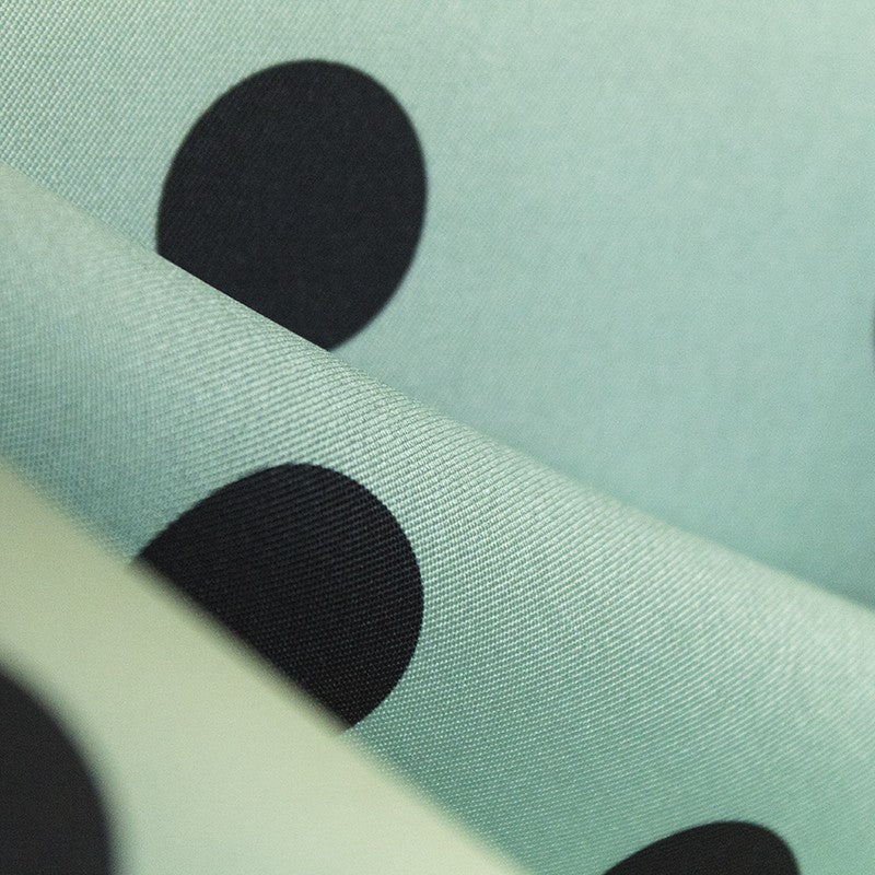 Dotted Mikado Green Background - Ribes y Casals