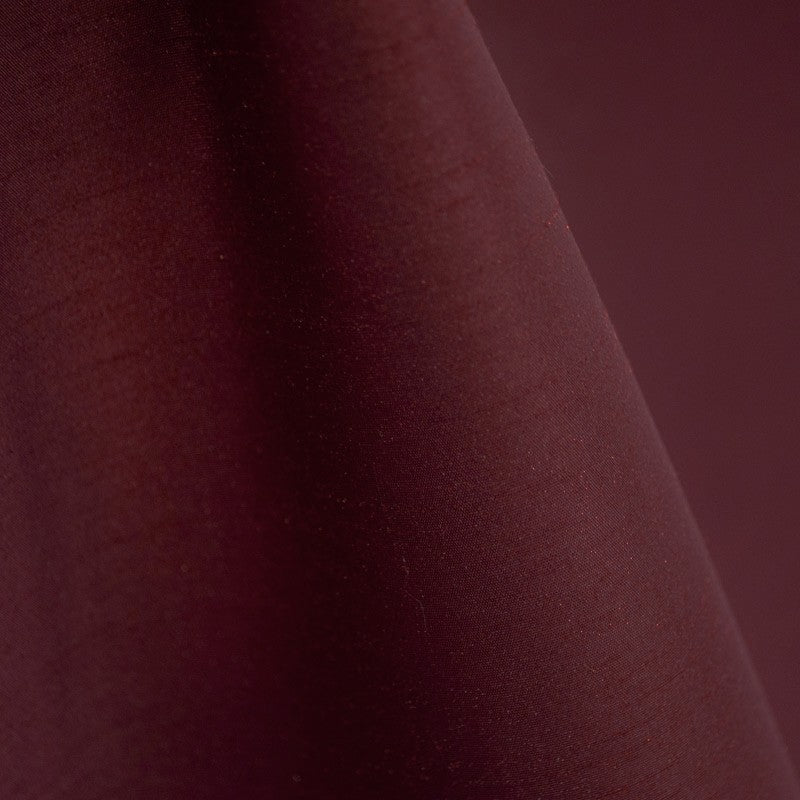 Shantung Garnet - Ribes y Casals
