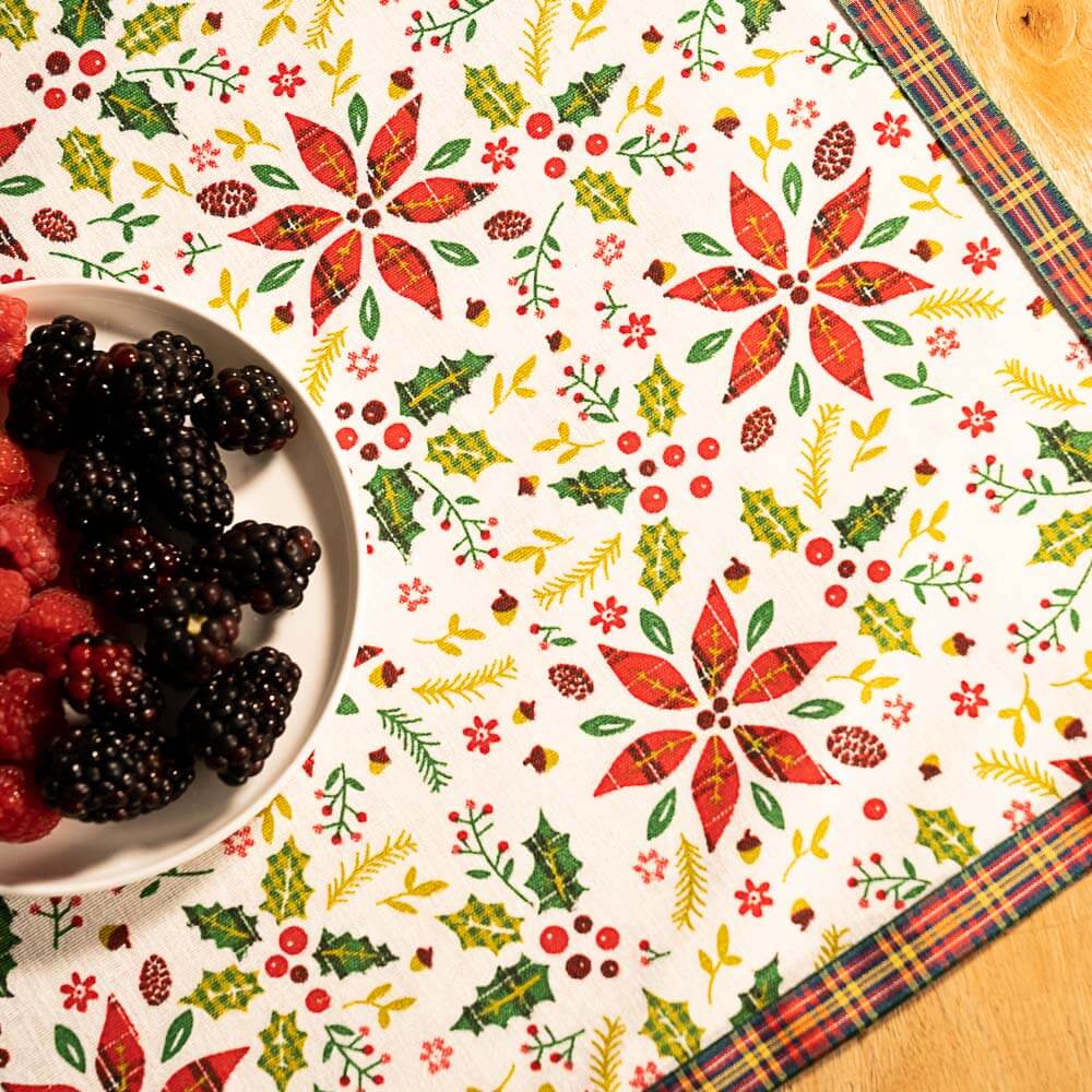 White Christmas Tablecloth Fabric - Ribes y Casals