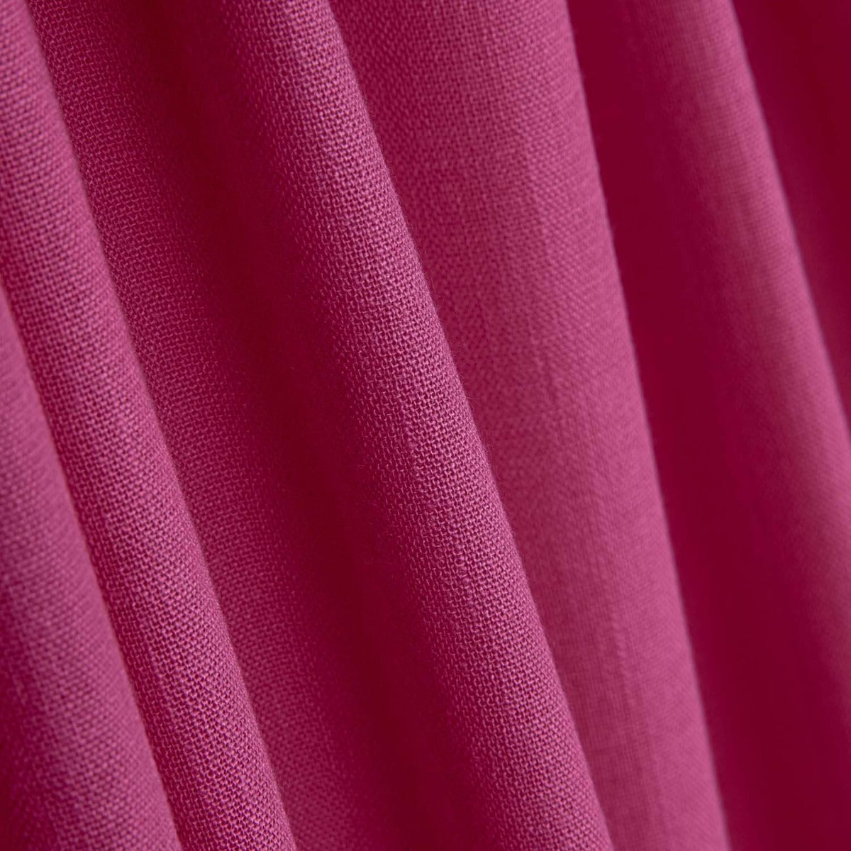 Plain Rustic Fabric in Fuchsia - Ribes y Casals