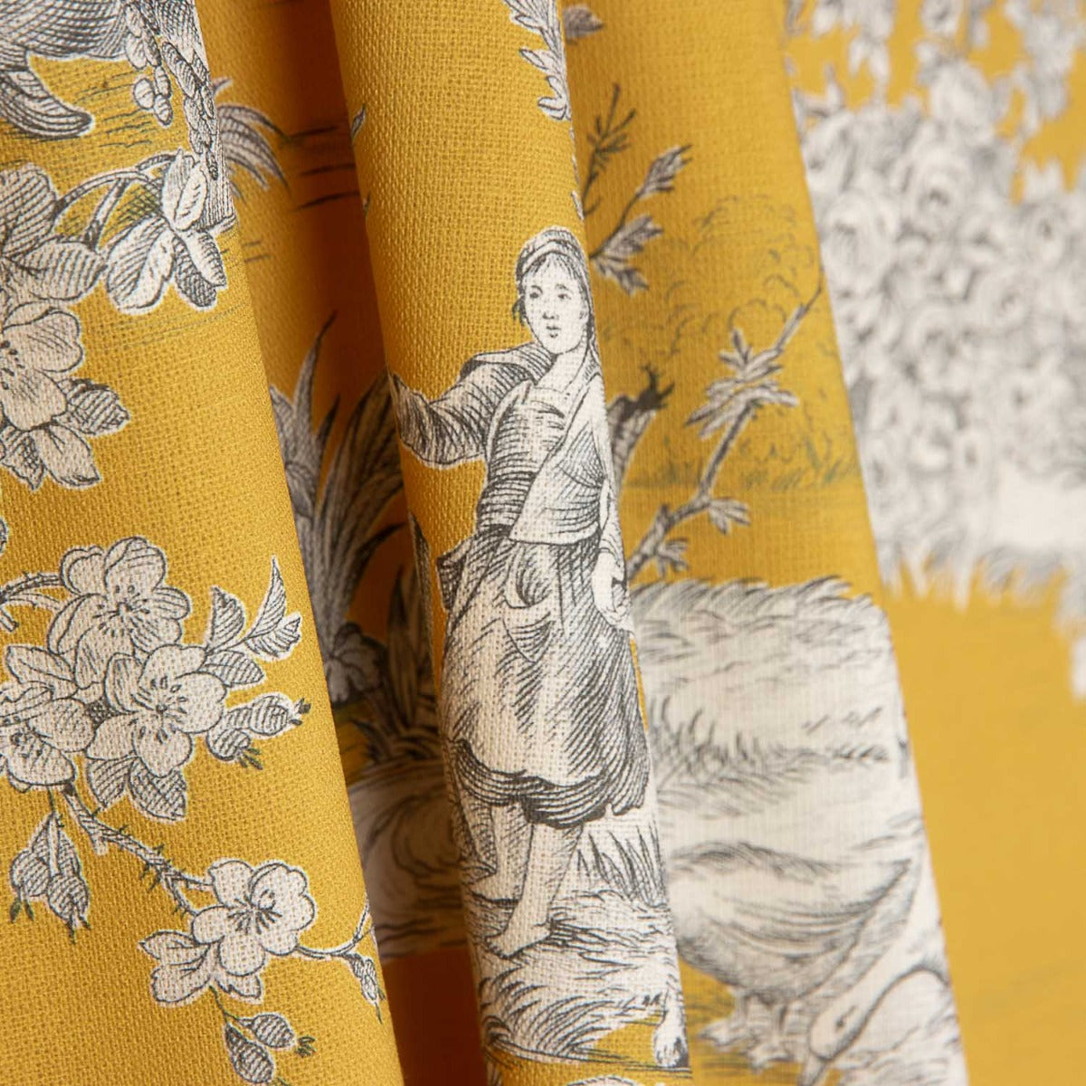 Toile de Jouy Cotton Canvas – Yellow Background - Ribes y Casals